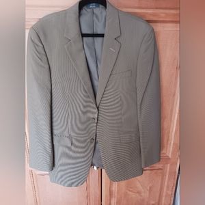 Men's Gray Suit